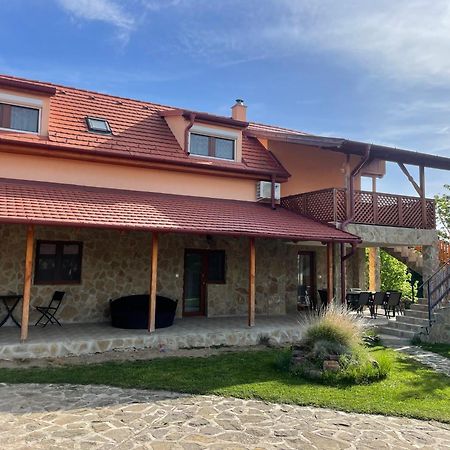 Szoegedi Villa Badacsonytomaj Zewnętrze zdjęcie